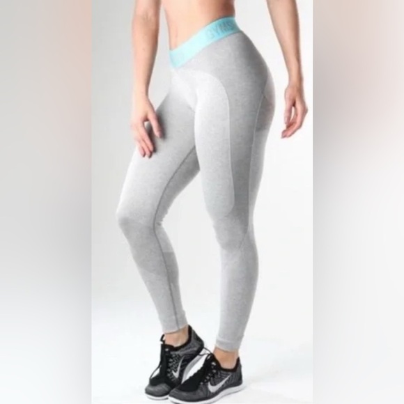 Gymshark Pants - Gymshark Gray and Teal Leggings